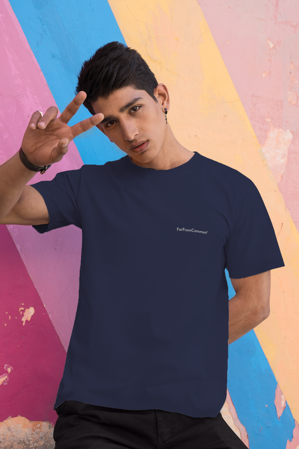 Unisex Basics T-shirt Navy Blue